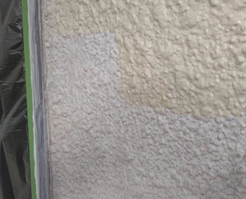 外壁の中塗り塗装